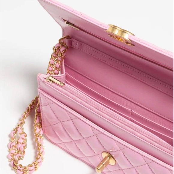 Chanel Wallet on Chain (Pink) double chain with Chanel Logo - Picture 7 of 8